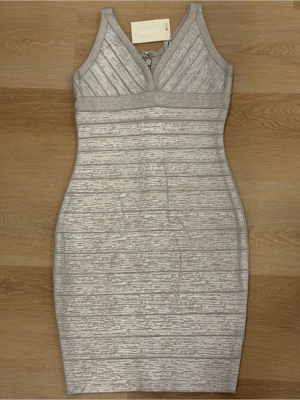 Katie J NYC Foil Bandage Tween Dress in Silver Size Large (14/16)